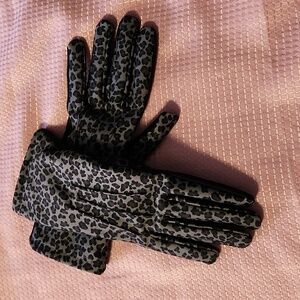 Isotoner dress gloves